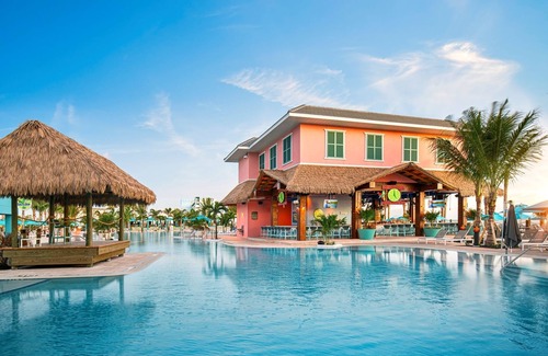 Fort Myers Beach Resort | Welcoming Beach Hideaway Perfect for Sunny Relaxation