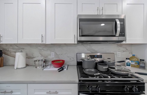 Church Street House | Welcoming Family Friendly 4-bed/3 bath home in vibrant Atlanta close to Airport