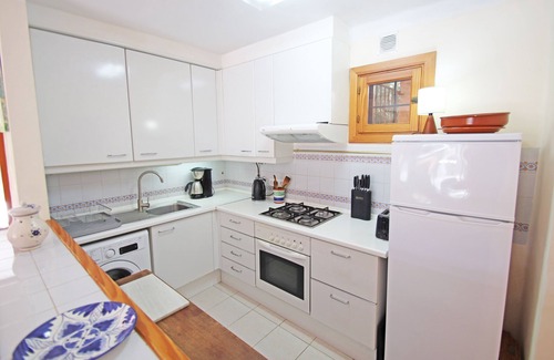 Soller Apartment | Welcoming garden apartment with sea and mountain views 5 minutes walk from beach