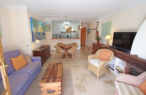 Soller Apartment | Welcoming garden apartment with sea and mountain views 5 minutes walk from beach