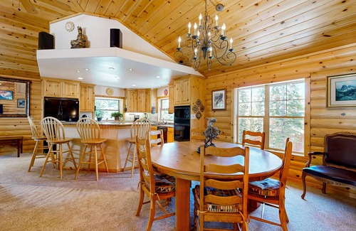 Kings Beach House | Welcoming house with hot tub, expansive deck + free wifi