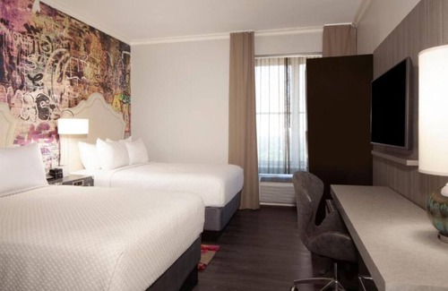 Midtown Hotel | Welcoming Room with Cozy Design & Comfort, Ideal for Relaxing Evenings, 2 Units