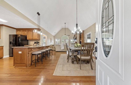 Lake Oconee House | Well appointed 3-bedroom family retreat with dock on beautiful Lake Oconee