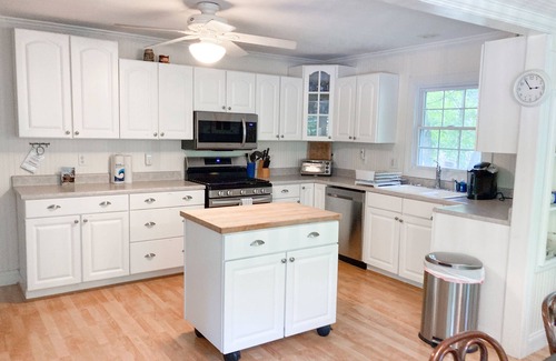 Harbert House | Well-kept home with private outdoor pool, free WiFi, and pool table
