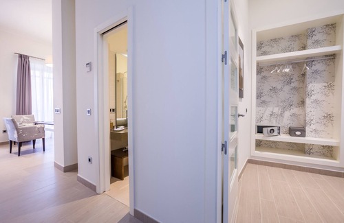 El Arenal Hotel | Welldone Cathedral Suites