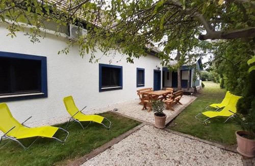 Balatonmariafurdo House | WELLE vízparti nyaraló