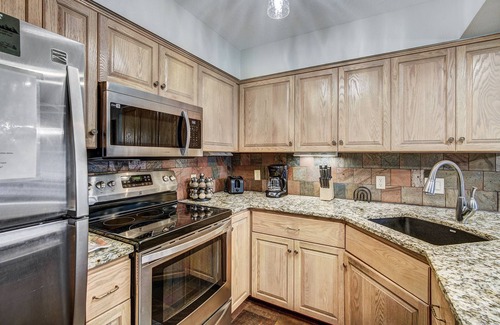 Historic District Villa | Wellington 3 in Silverthorne