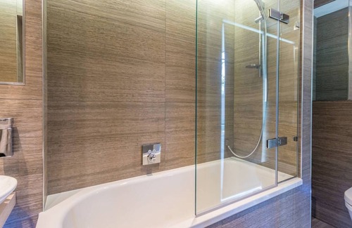 St. Johns Wood Condo | Wellington Court Aprtments st John Wood