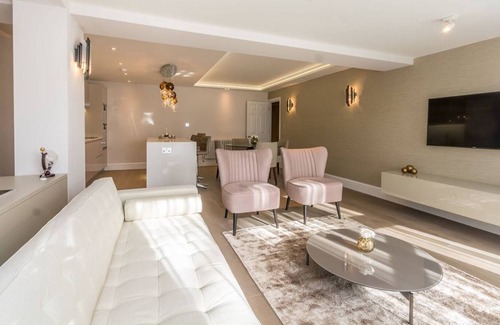 St. Johns Wood Condo | Wellington Court Aprtments st John Wood