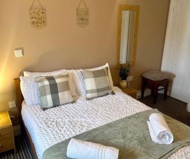 Welbury Apartment | Wellington Studio Sleeps 2 Pets Ok Free Parking