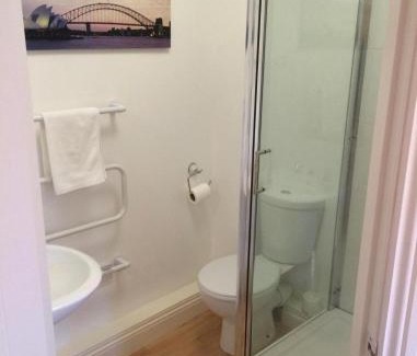 Welbury Apartment | Wellington Studio Sleeps 2 Pets Ok Free Parking