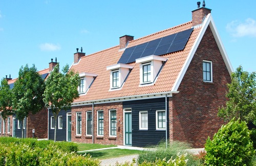 Colijnsplaat House | Wellness villa with sauna, garden and sea nearby