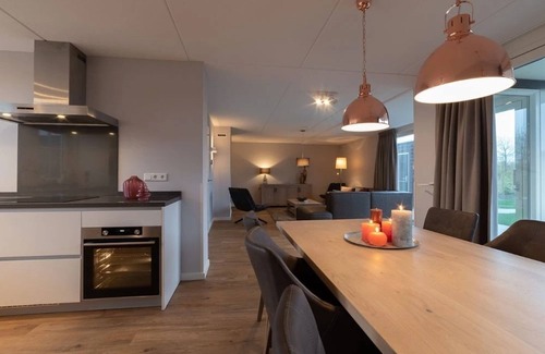 Colijnsplaat Villa | Wellness villa with spa, sauna and nearby sea