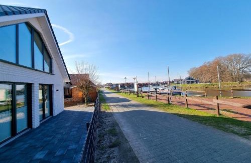 Steinbild House | WellnessOase Hafenblick