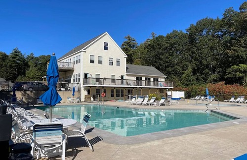 Ogunquit - Wells Cottage | Wells Ogunquit Beach 3 Bed Cottage, 1 Mile From The Beach With Resort Amenities