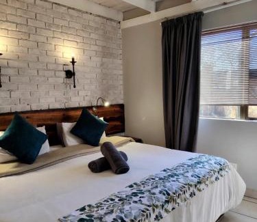 Theunissen Cabin | Weltevreden Game Lodge