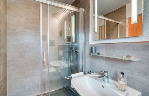 Kiefersfelden Apartment | Wendelstein vacation apartment with all-round mountain views