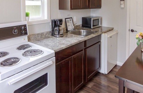 Prince Edward Apartment | Werslake Milford Cottage
