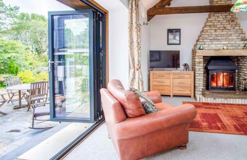 Llansadwrn House | West Barn - 2 Bedroom Cottage - Llandeilo