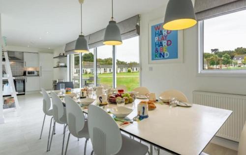 Yarmouth Resort | West Bay Cottages Yarmouth Isle of Wight