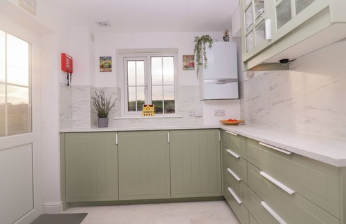 Bridport House | WEST BAY HOLIDAY HOME, pet friendly, with open fire in West Bay