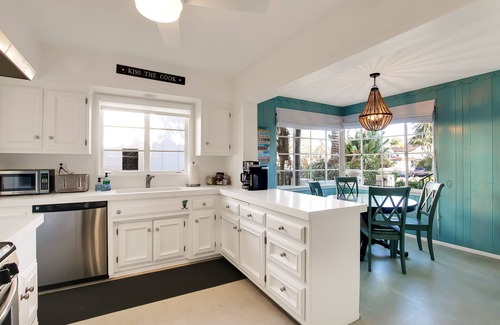 West Beach Villa | West Beach Villa 1 - Stay in the heart of West Beach, Funk Zone & State St!
