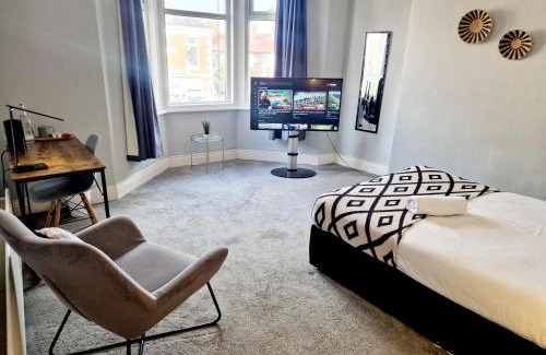 North Shields House | West Beck House - Newcastle 6