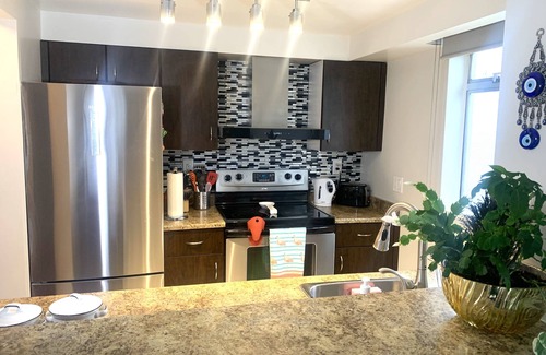 West End Apartment | West End 1Bed Luxury Beach Penthouse with Parking