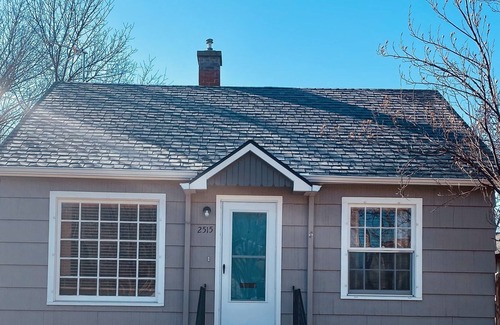 Veterans Park House | West End Charmer- bike to downtown