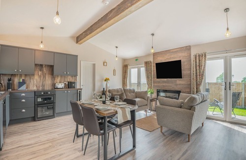 Ruardean Apartment | West End Farm Lodge Alabaster