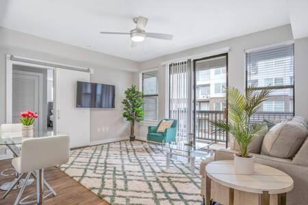 Old Fourth Ward Apartment | West Inman 2BR Loft