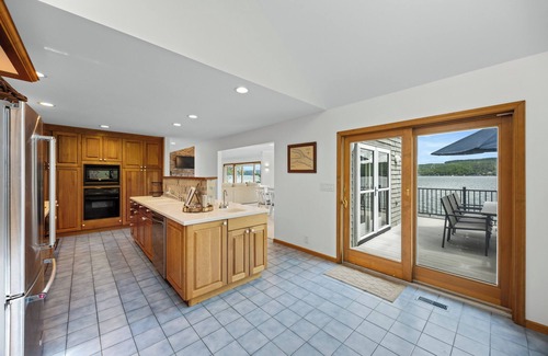 Hammondsport House | West Lake Retreat: private lake home on Keuka's west side, sleeps 10