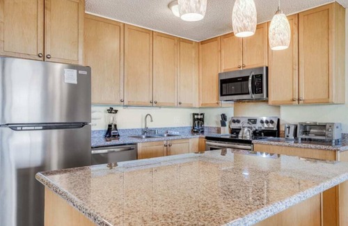 Kihei Condo | West Maui View+Homey Comfort! Open Design w/New Kitchen, WiFi–Kamaole Sands 4307