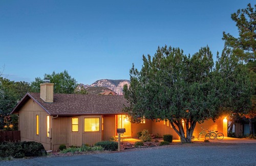 West Sedona House | West Sedona Remodeled Retreat with Turntable & Vinyl - Close to Trails, Shopping