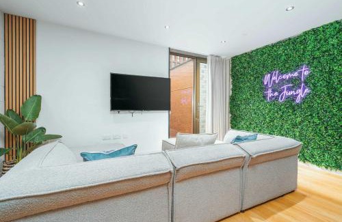 Manchester City Centre House | West Townhouse by CasaCity
