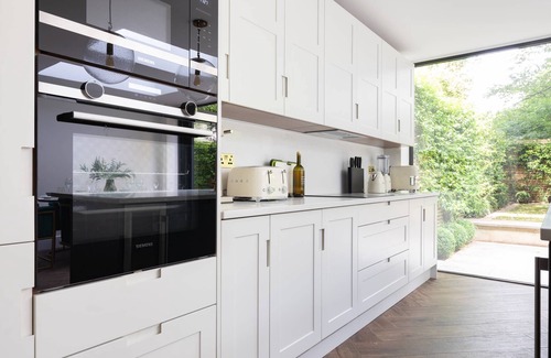 Westbourne Apartment | Westbourne Park Road XVIII by onefinestay