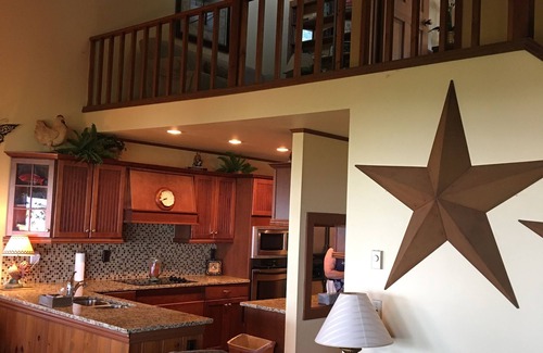 Waynesville Villa | Western North Carolinia Mountain Retreat Villa