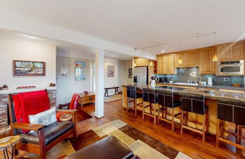 Mammoth Lakes Apartment | Western Slopes Villas 3