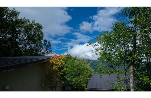 Yufuin Onsen Hotel | Westernstyle detached room with openair bath Sap/Yufu Ōita