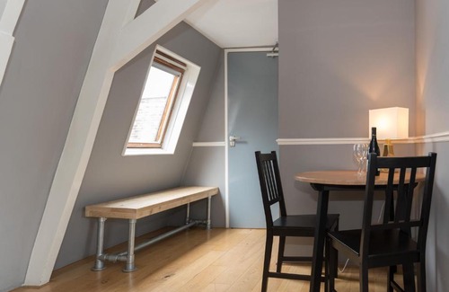 Staatsliedenbuurt Bed & Breakfast | Westerpark Suites