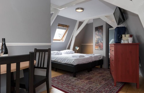 Staatsliedenbuurt Bed & Breakfast | Westerpark Suites