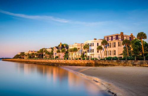 Isle of Palms House | Whale of a Time