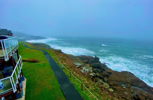 Depoe Bay Condo | Whale Pointe H313 -Breathtaking Oceanfront Views-Depoe Bay, Oregon