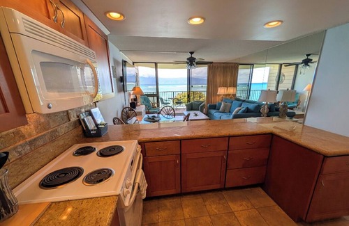 Kahana Condo | Whale watching from your direct ocean front condo!