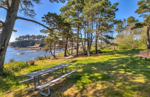 Depoe Bay House | Whales Paradise