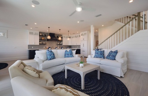 Bradenton Beach House | What A Catch! Brand New Home, Less than 1 Block from the Beach!