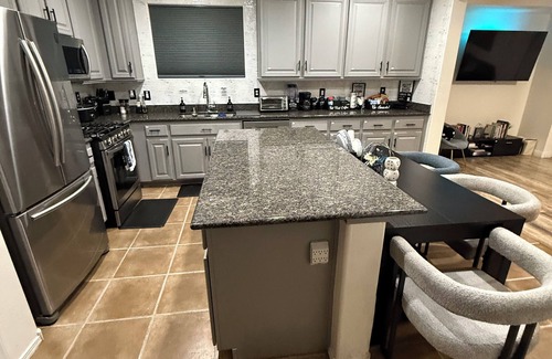 Enterprise House | What “STAYS” in Vegas, STARTS with your STAY HERE IN VEGAS!