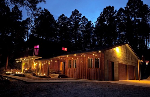 Forest Lakes House | Whimsical House near Durango with AC + Hot Tub + Games - Sleeps 12