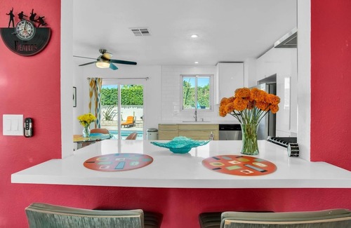 Racquet Club South House | Whimsical Style @ Rock Themed Home w/Pool & Spa