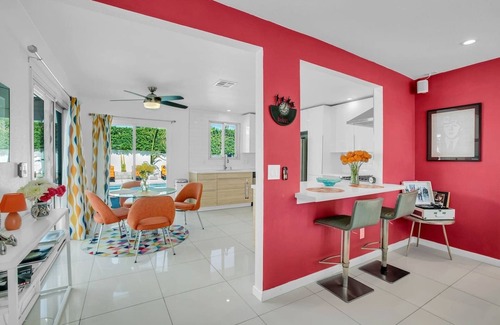 Racquet Club South House | Whimsical Style @ Rock Themed Home w/Pool & Spa